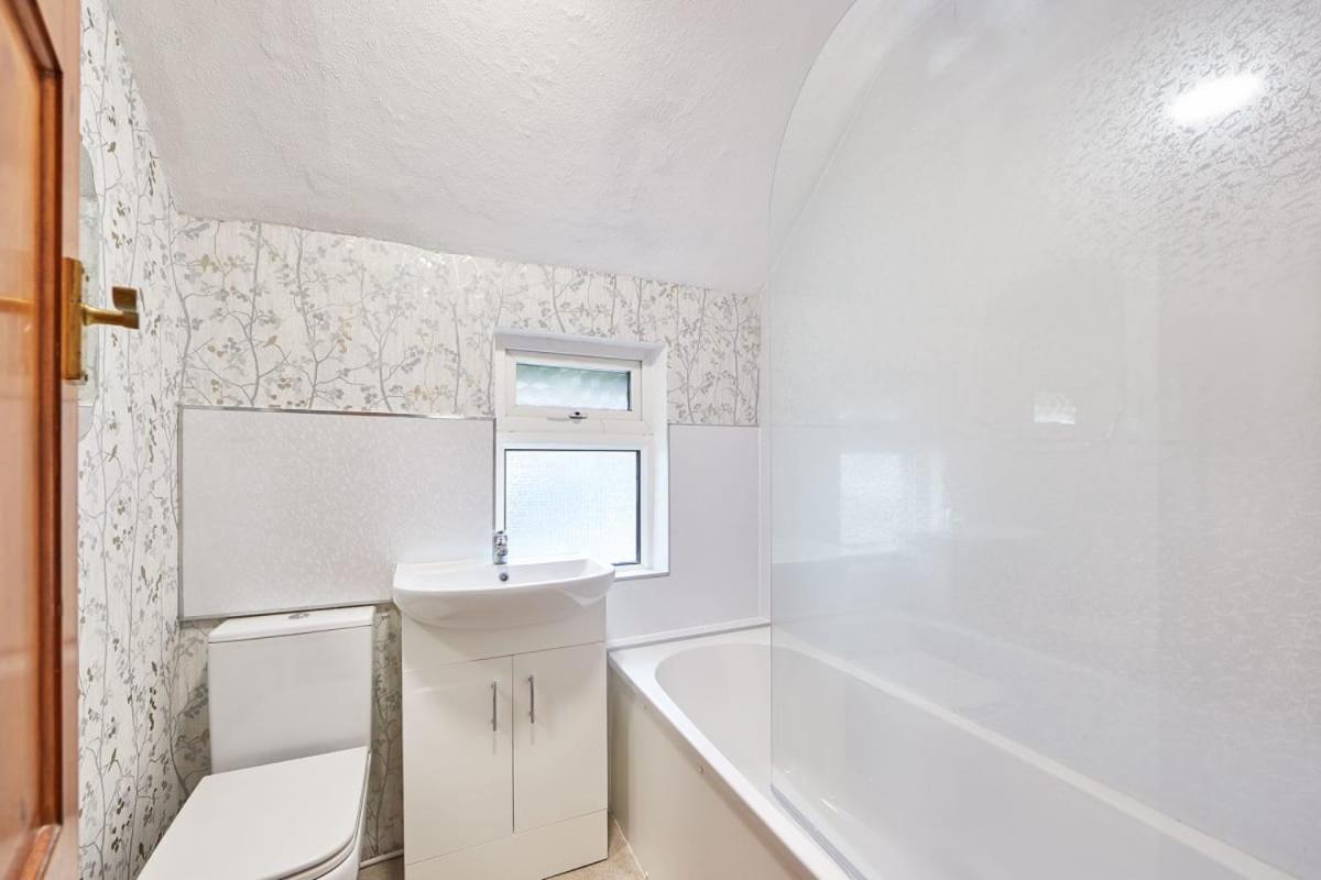 Blue Sky 3 Bedroom Cottage Whitby Dış mekan fotoğraf